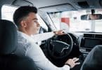 Les critères à prendre en compte pour choisir une assurance jeune conducteur