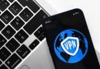 Joueur de casino qui utilise un VPN pour parier en ligne