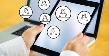 Comment créer une base de données clients ?