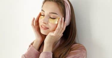 Poches sous les yeux : la solution du bicarbonate pour les enlever !