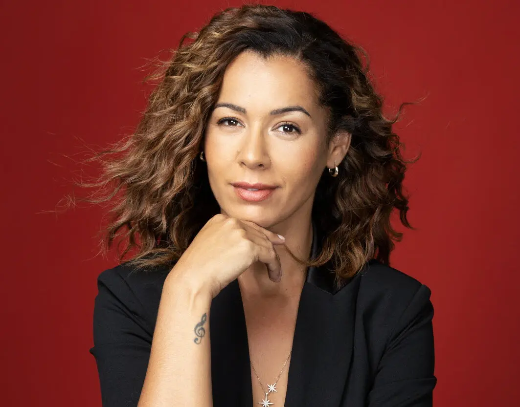 Comment accéder à la boutique officielle de Chimène Badi ?